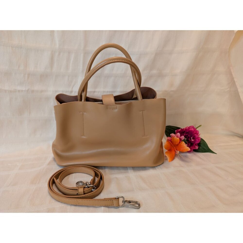 Colab Tan Leather Crossbody Tote Bag With Detachable Strap & Zipper Closure